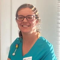 Rowan Brooks Anderson - Student Veterinary Nurse