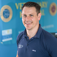 Dr Jaco Viljoen - Veterinary Surgeon