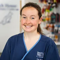 Dr Amy Macklin - Veterinary Surgeon