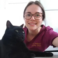 Sarah Jones - Veterinary Surgeon
