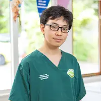 Michael Sia - Veterinary Surgeon