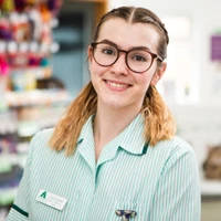 Linzi Dunham - Student Veterinary Nurse