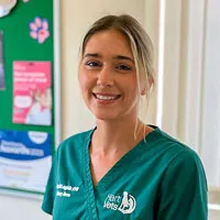 Robyn McLoughlin - Veterinary Nurse