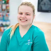 Elle McMenigall - Veterinary Care Assistant