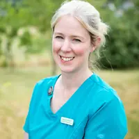 Emma R - Veterinary Nurse