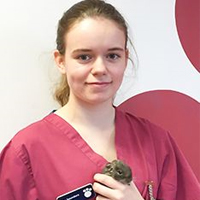 Faye Saunders - Veterinary Nurse