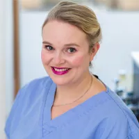 Lisa Walker - Veterinary Surgeon