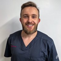 Dr Damian Koc - Veterinary Surgeon