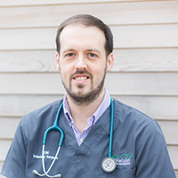 Dr. Tom Roberts - Veterinary Surgeon