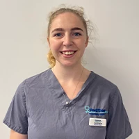 Lizzie Chapman - Veterinary Surgeon