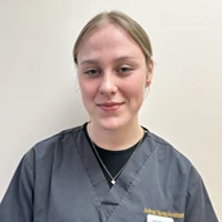 Molly Morcumb - Animal Nursing Assistant