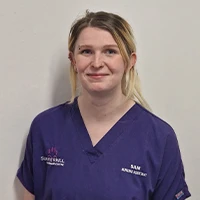 Samantha McIver - Student Veterinary Nurse