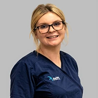 Hannah Dixon - Night Veterinary Nurse