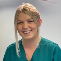 Chloe Newport - Veterinary Nurse