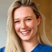 Hannah Lynch - Veterinary Surgeon