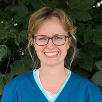 Anna Leach - Veterinary Surgeon