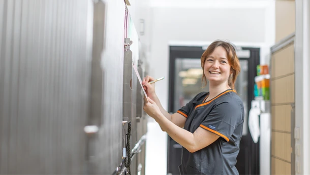 nurse in care kennels