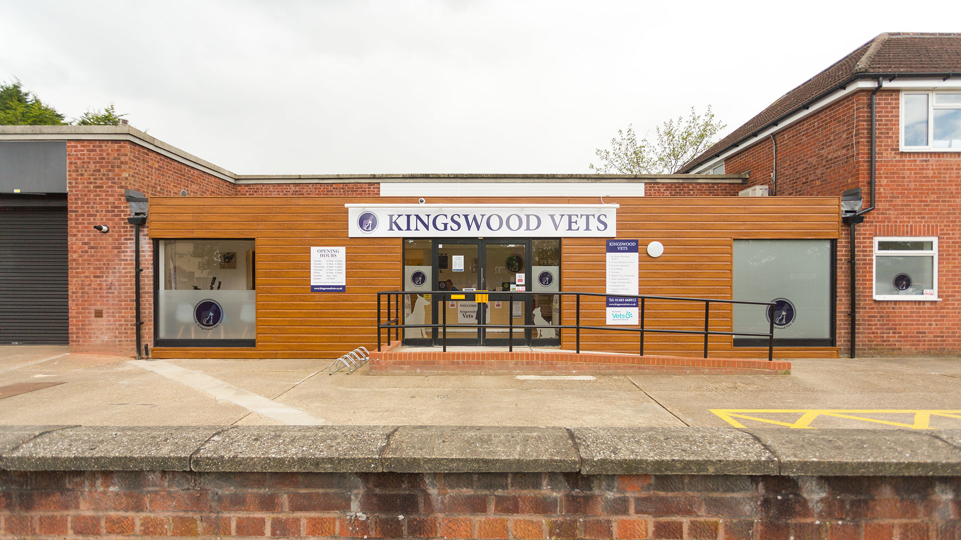 Kingswood Vets' Surgeries Chobham, Lightwater and Chertsey