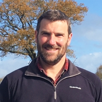 Bryan Robertson - Foot Trimmer