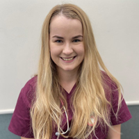 Ellie Laws - Student Veterinary Nurse